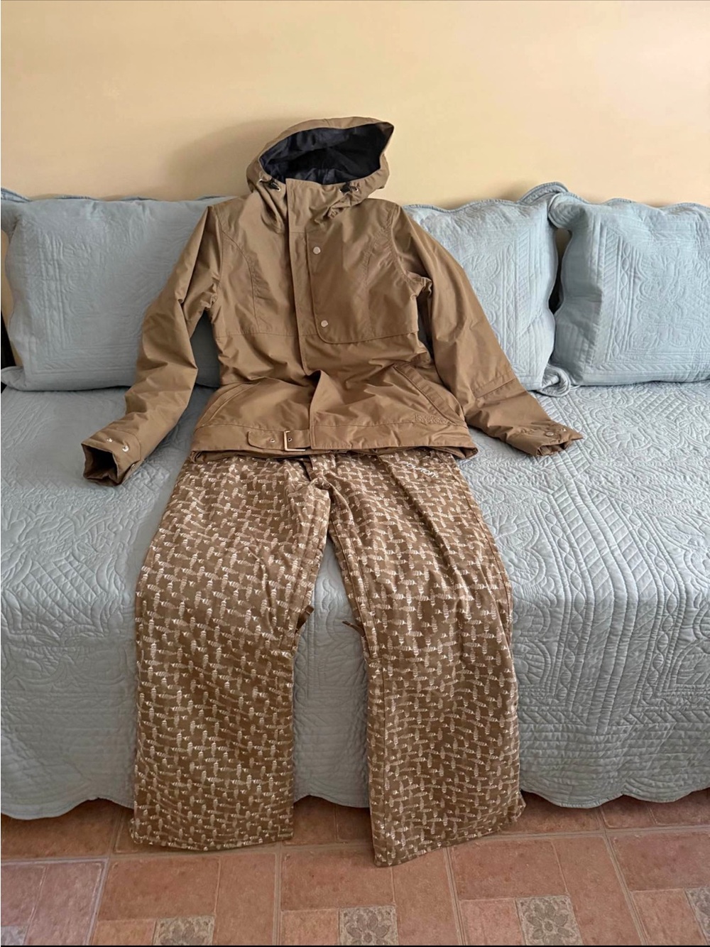 Burton Brown Hooded Ski Jacket